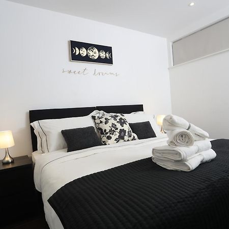 Luxury Apartments In Central Watford 沃特福德 外观 照片